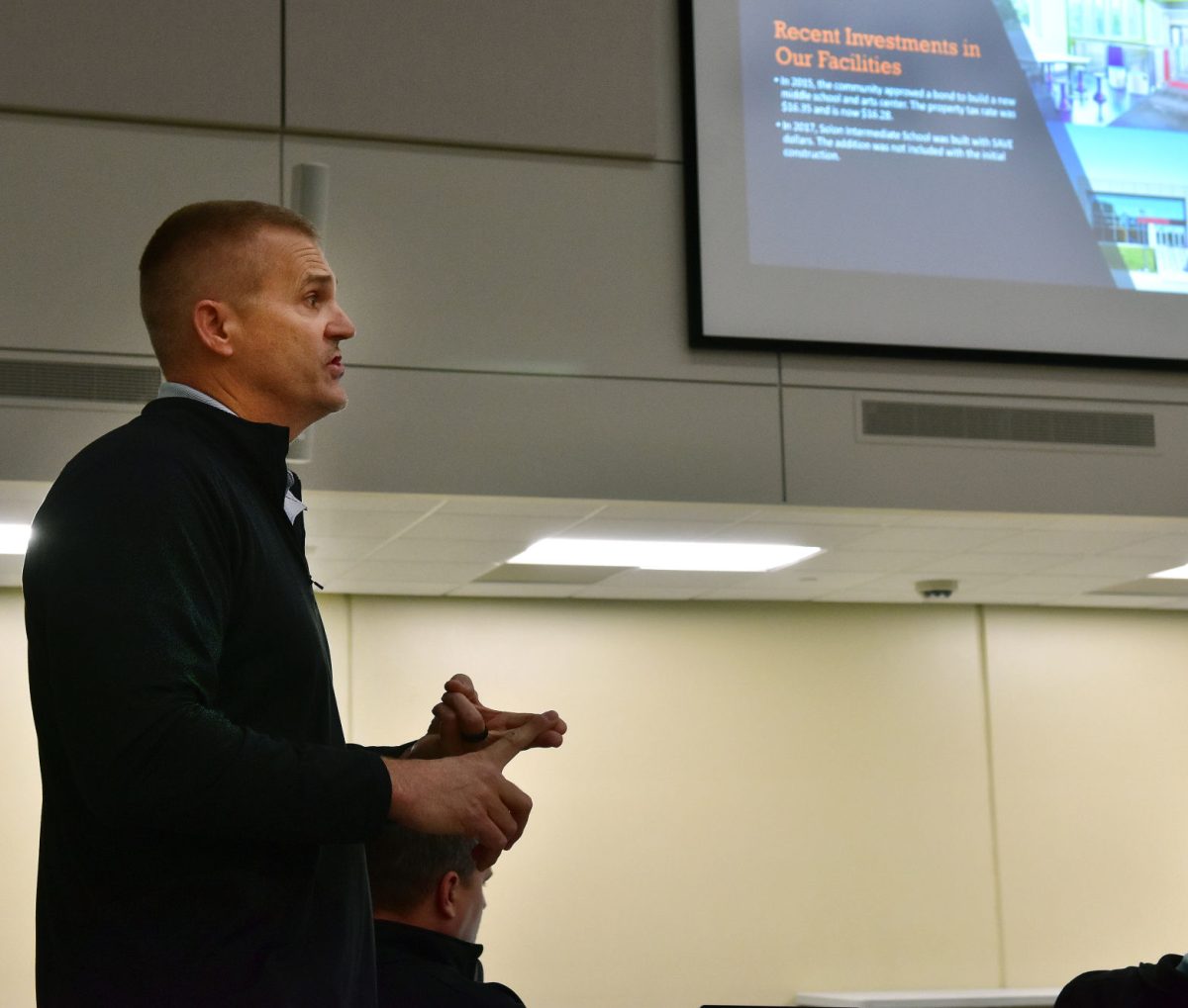 Superintendent Davis Eidahl provides an overview of the district&#8217;s facilities, needs, and possible projects that could be funded through a bond referendum next spring. Eidahl made his comments during a stakeholders meeting.