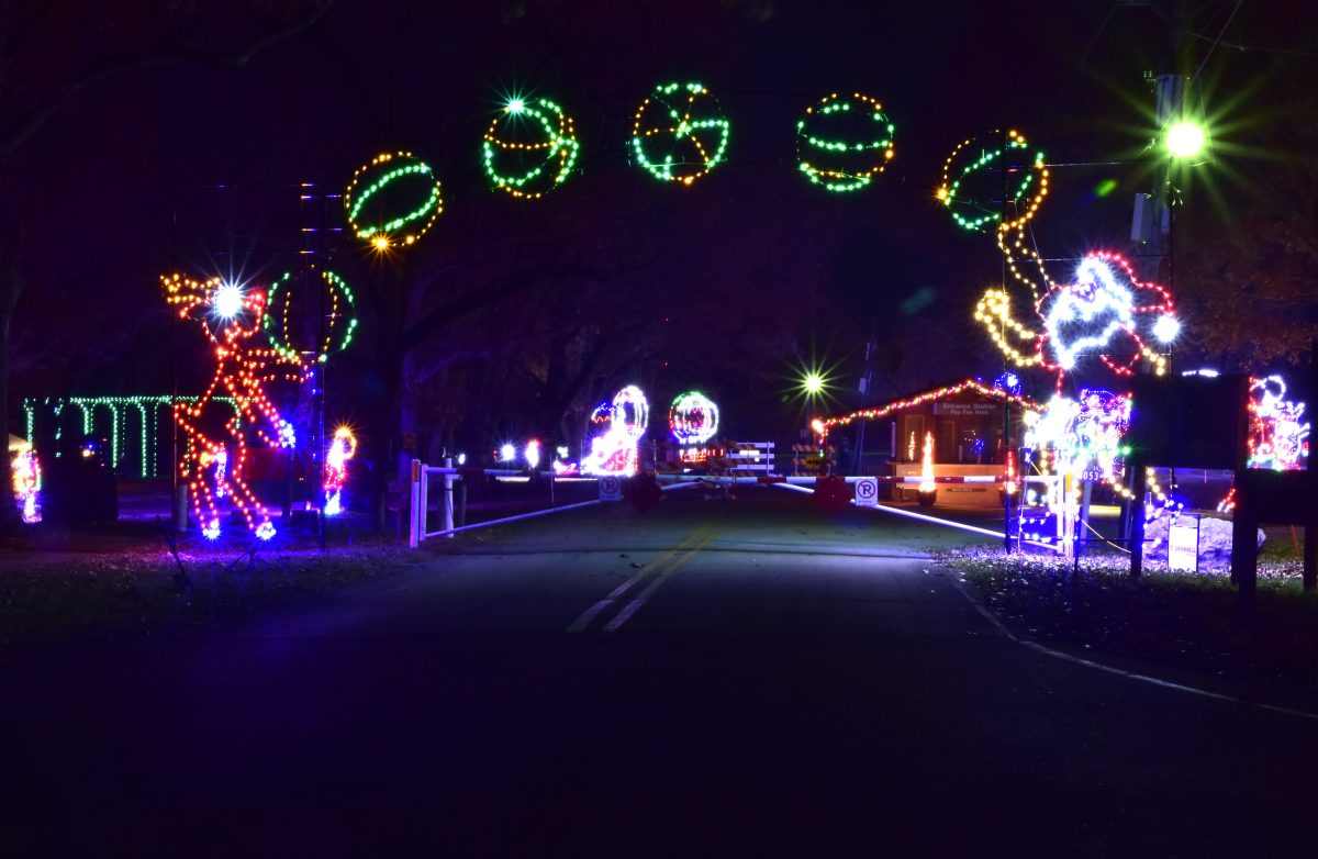 Holiday Lights at the Lake returns