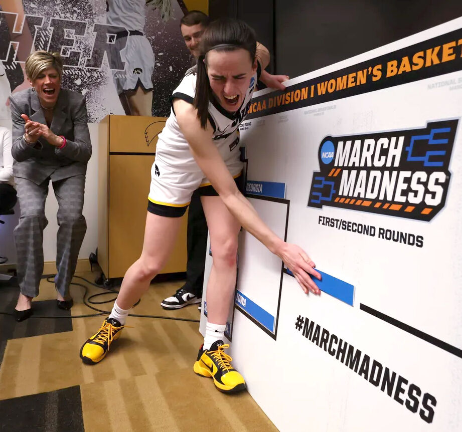 Caitlin Clark (22) advances the team on the bracket following their 74-66 win against the Georgia Bulldogs in the second round of the 2023 NCAA Women&#8217;s Basketball Tournament Sunday, March 18 at Carver-Hawkeye Arena.