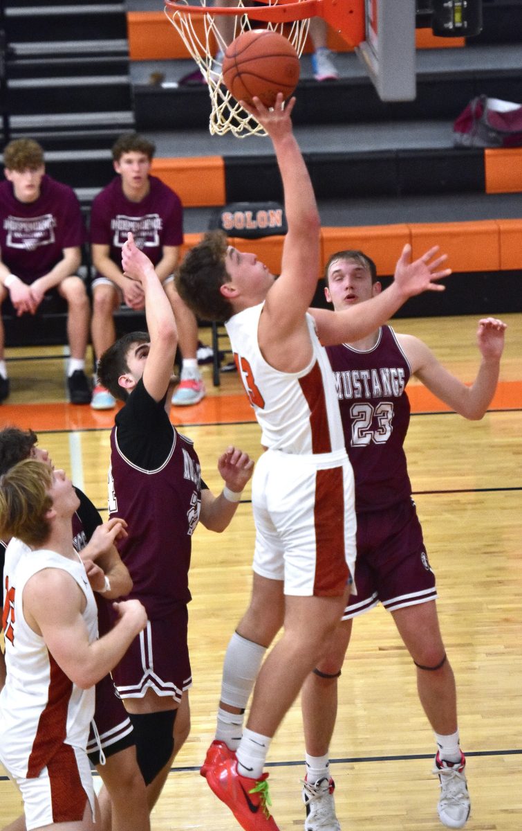 Vince Steinbrech, shown here in action against Independence, led all with 24 points against West Delaware last Monday.