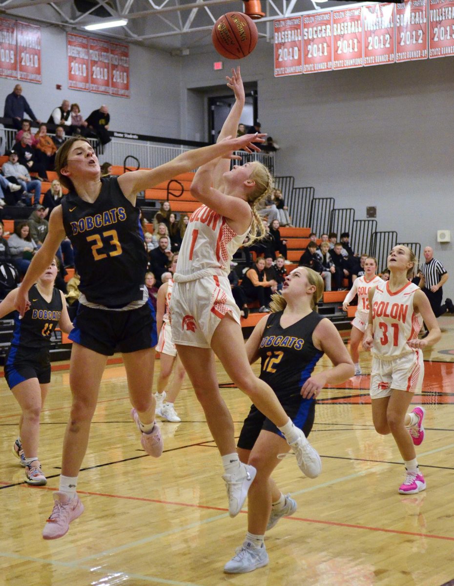 Kobi Lietz (1) puts up a two-point shot in varsity action Friday, Dec. 13 against Benton Community. The Lady Spartans powered past the Bobcats for a 61-24 win with a game-high 19 points from Lietz.