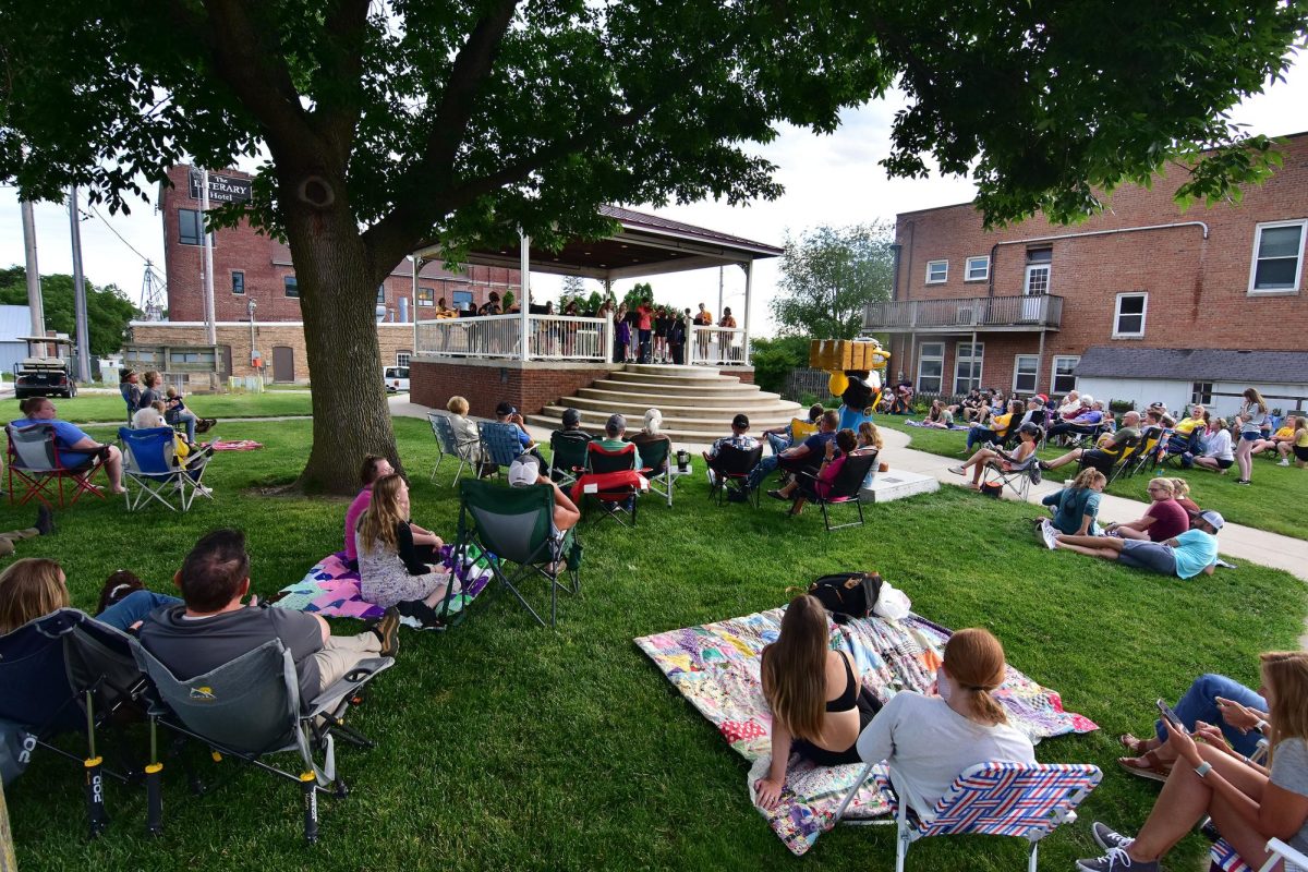 The Solon Mariachi Band returns to the Music on Main Street concert series Wednesday, June 4, at 7:00 p.m. on the Mainstreet stage in downtown Solon. This year’s concerts begin with a Memorial Day morning concert of patriotic music by Iowa Brass Monday, May 26, at
10:30 a.m.