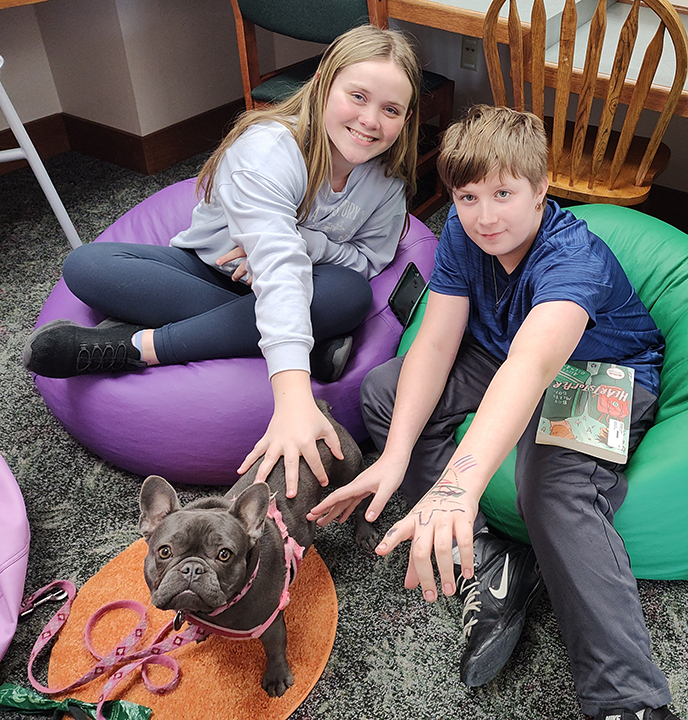 Willa the French Bulldog boosts the
confidence of young readers and pre-teens alike and also provides a safe and comforting environment where children are able to read and learn at their own pace, say SolonPublic Library staff.