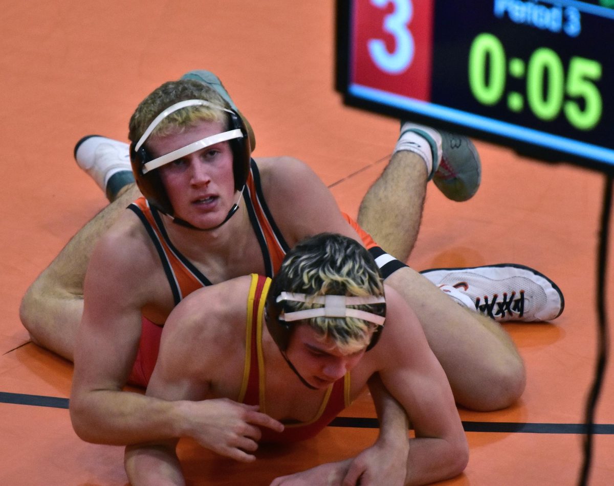 Drew O’Neil watches the final seconds of his JV 150 lb. match tick down to a 7-3 win over Marion’s Easton Seastrom Thursday, Jan. 14 at home.